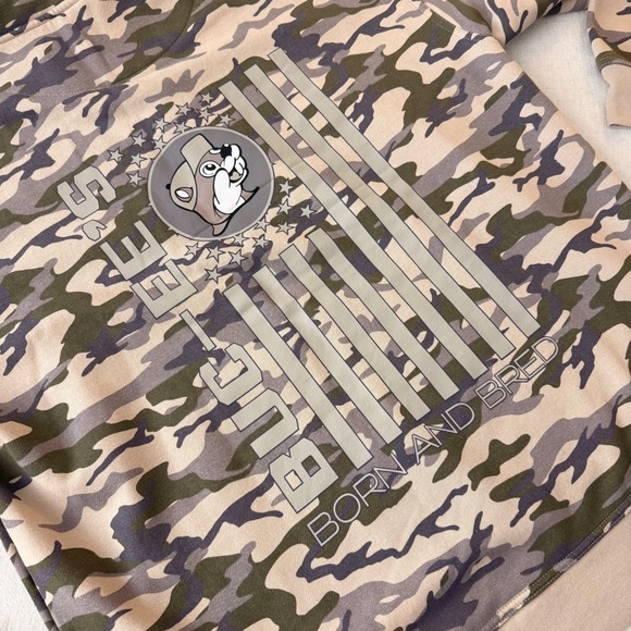 BUC-EE'S Other - Buc-ee's Camo Hoodie Mens Large Born and Bred Graphic Camouflage Pullover large